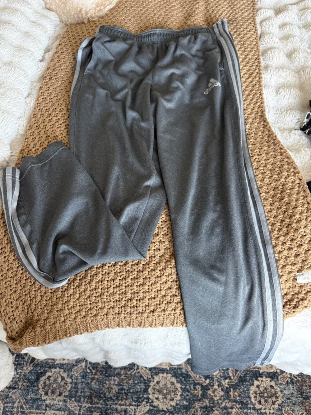 Adidas Grey 3-Stripe Sweatpants Men's L